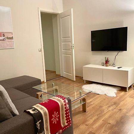 Spacious Holiday Apartment With Wifi And Parking Пярну Екстериор снимка