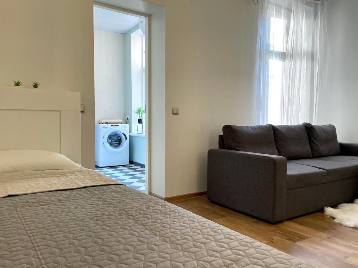 Spacious Holiday Apartment With Wifi And Parking Пярну Екстериор снимка