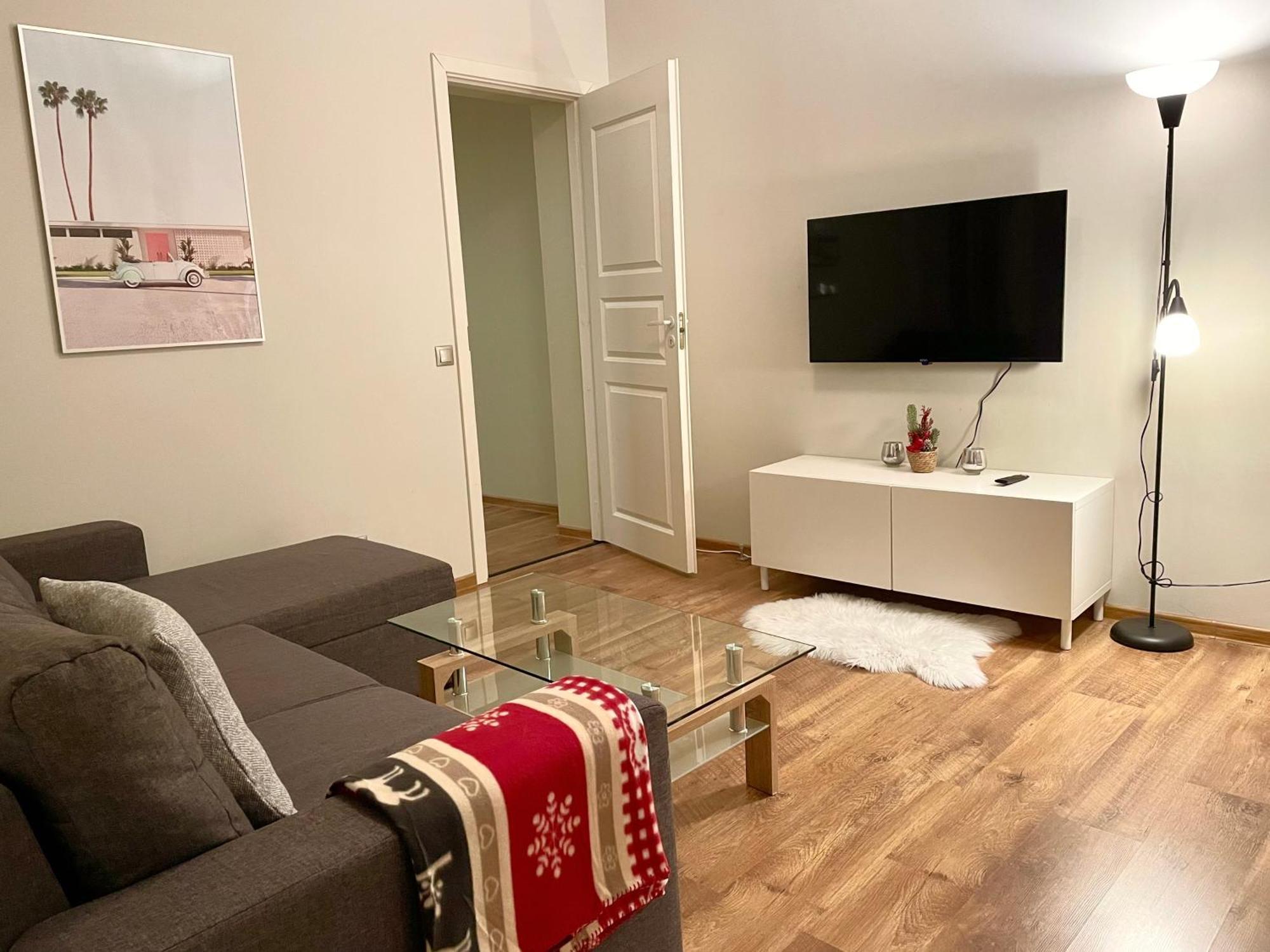 Spacious Holiday Apartment With Wifi And Parking Пярну Екстериор снимка